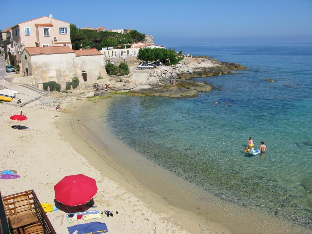 Hotel De La Plage Les Arcades Algajola  Εξωτερικό φωτογραφία